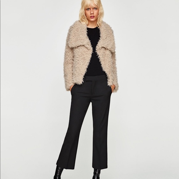 Oversized fuzzy coat - Picture 2 of 3